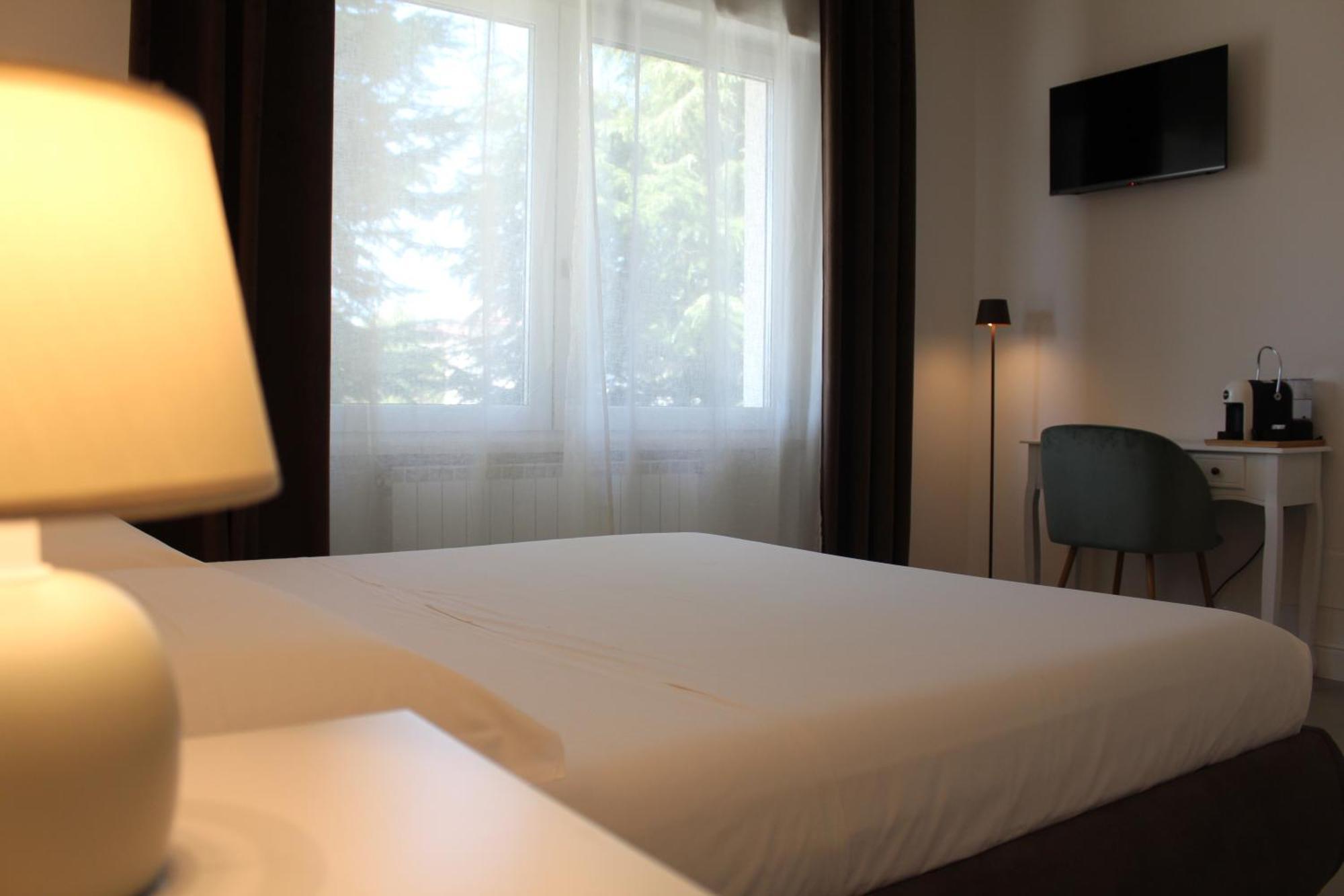 Villa Forte Salvi - Rooms Пескьера-дель-Гарда Экстерьер фото